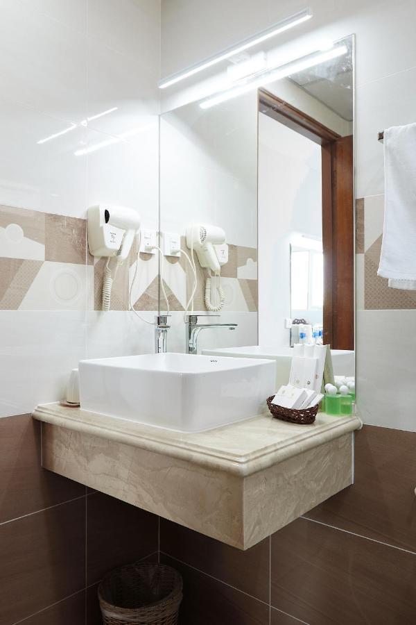 Song Anh 1 Hotel Ho Chi Minh City Exterior photo